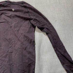 Lululemon Long Sleeve Sport T with Thumb Holes